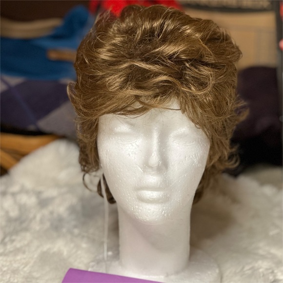NWT Paula Young Cover Girl Whisper Lite Wig A2182 Light Golden Brown Average - Picture 1 of 11